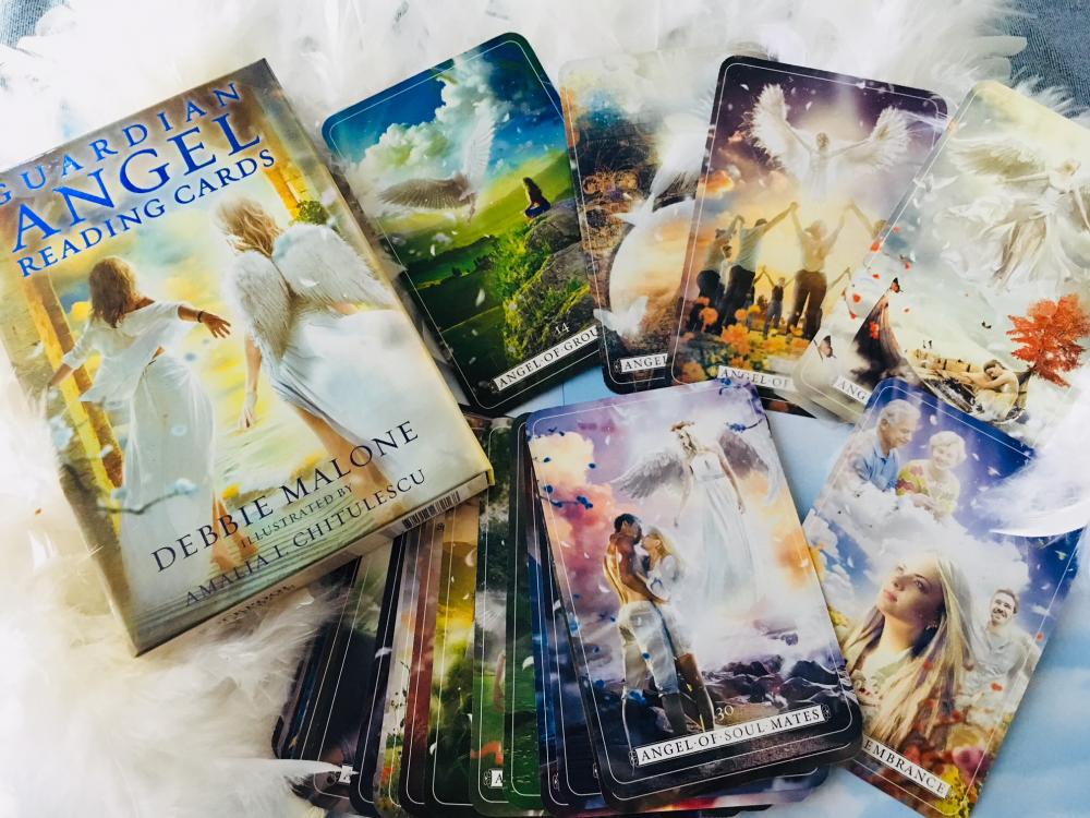 Guardian Angel Reading cards - Spanish review