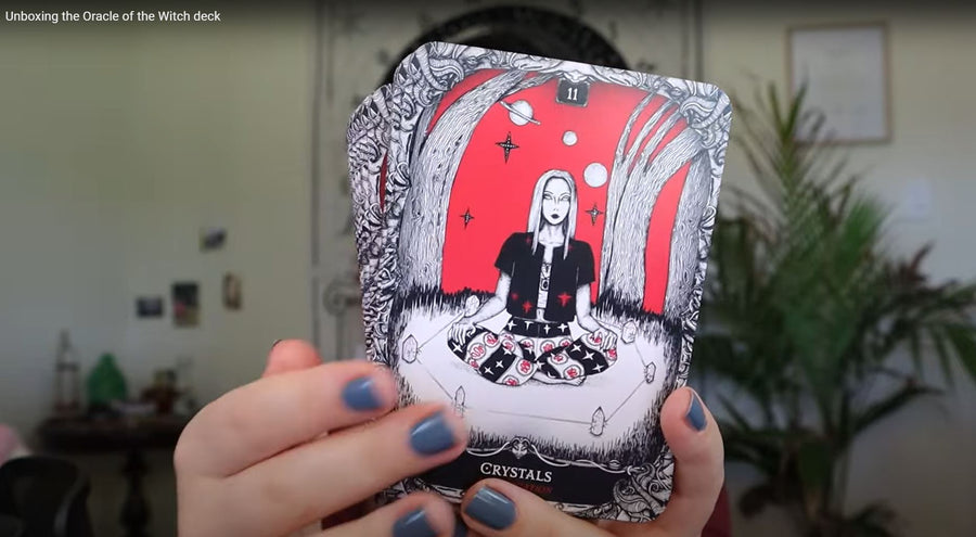 Unboxing the Oracle of the Witch deck