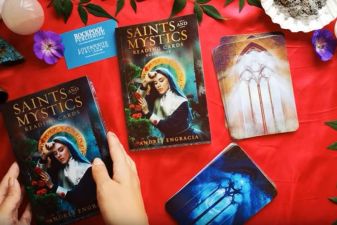 Saints & Mystics Review in Español